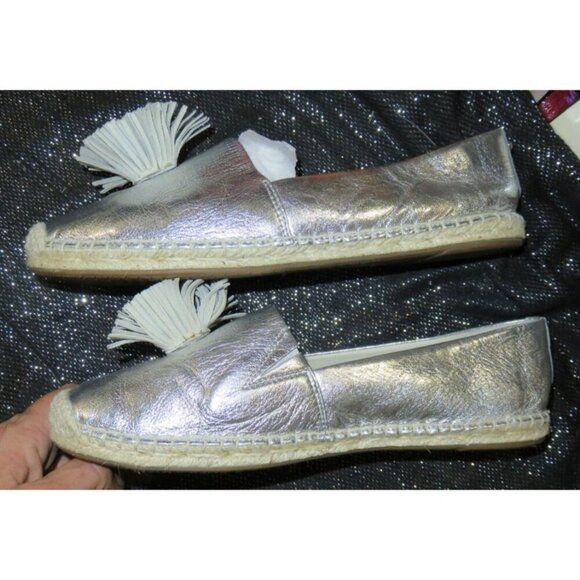 MICHAEL KORS LOLITA Silver Metallic Leather Pom Pom Espadrilles size 9.5 Slip On - Picture 7 of 12